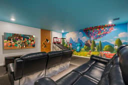 Disney Escape w/ Pool Spa, Movie Theater & Game - Image 2