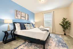 Executive Aurora Townhome | Office • DIA • Gaylord - Image 5
