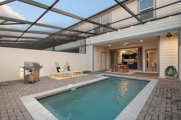 Themed Rooms & Game Loft w/ Pool at Windsor Resort - Imagen 1