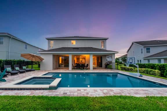 Luxury Villa: Heated Pool, Spa & Private Theater - Image 1
