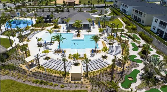 ChampionsGate Villa: Pool, Golf Theater & F1 - Image 4